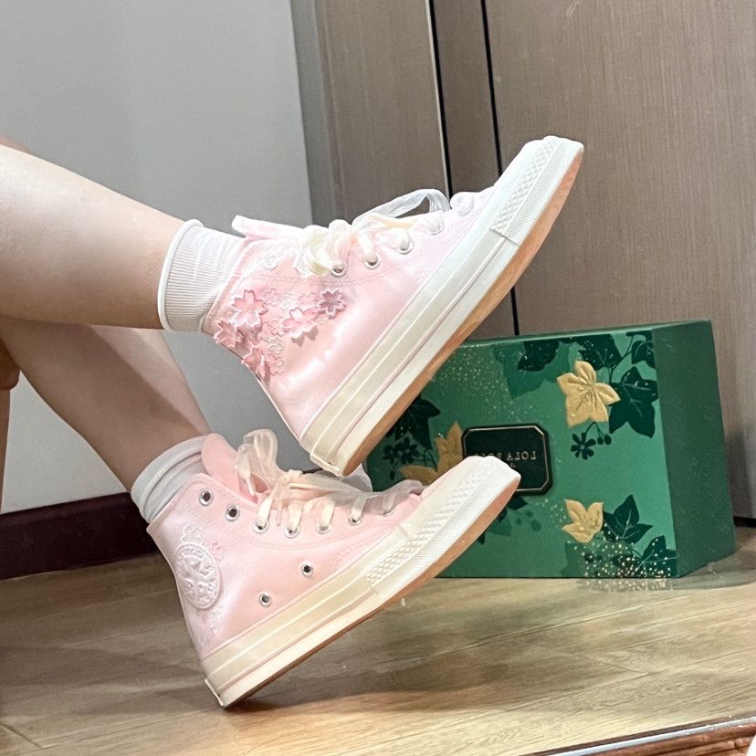 Casual Sneaker Low - Damen-Sneaker aus besticktem Canvas in Kirschrosa,