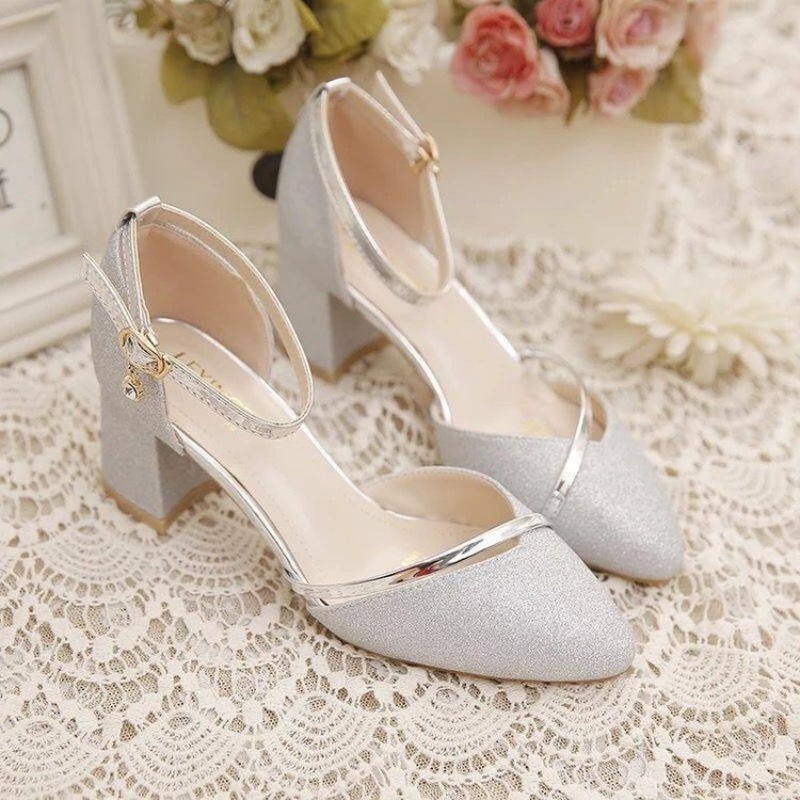 Dress Shoe Pointed - Glitzernde Damen-Pumps mit klobigem Blockabsatz und