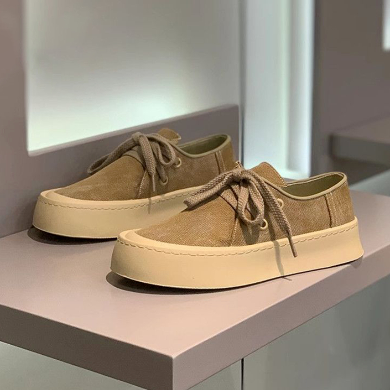 Klobige runde Zehensneaker im  – Men Shoes Offer Bewertung und Preis